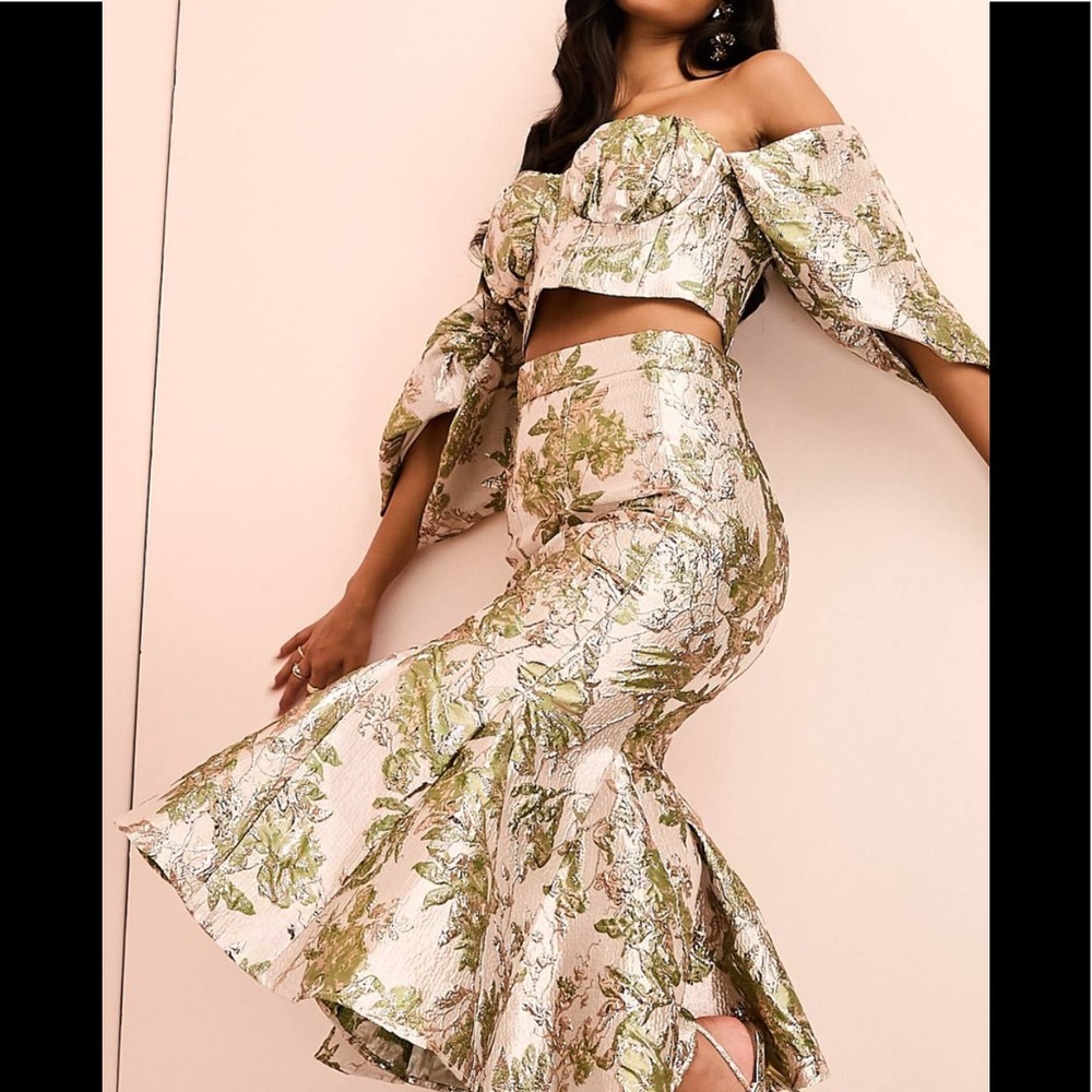 Perfect derby outfit
